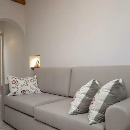 Villa Naxos Traditional House In *