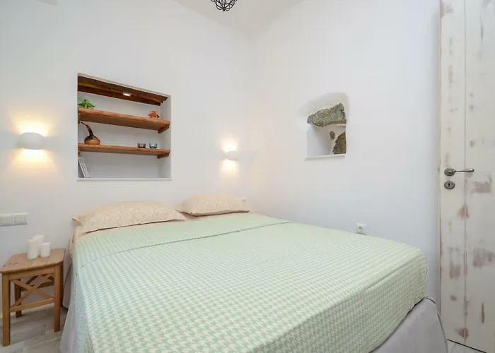 Villa Naxos Traditional House In *