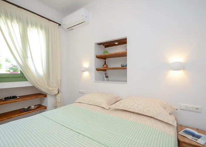 Naxos Traditional House In Villa